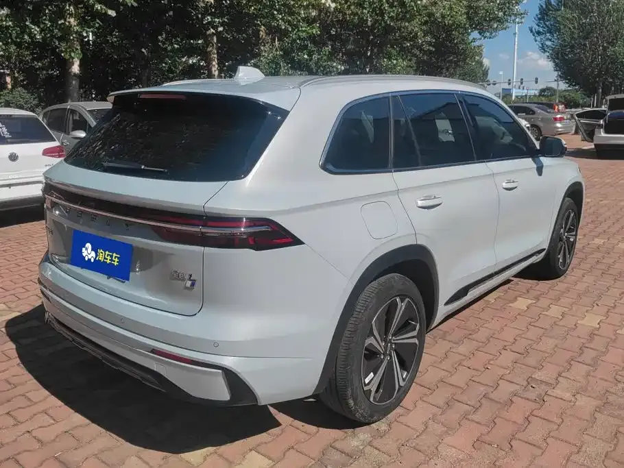 Geely Xingyue L — фото 10