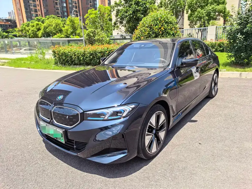 BMW i3 — фото 1