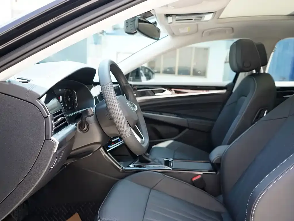 Volkswagen Passat — фото 9