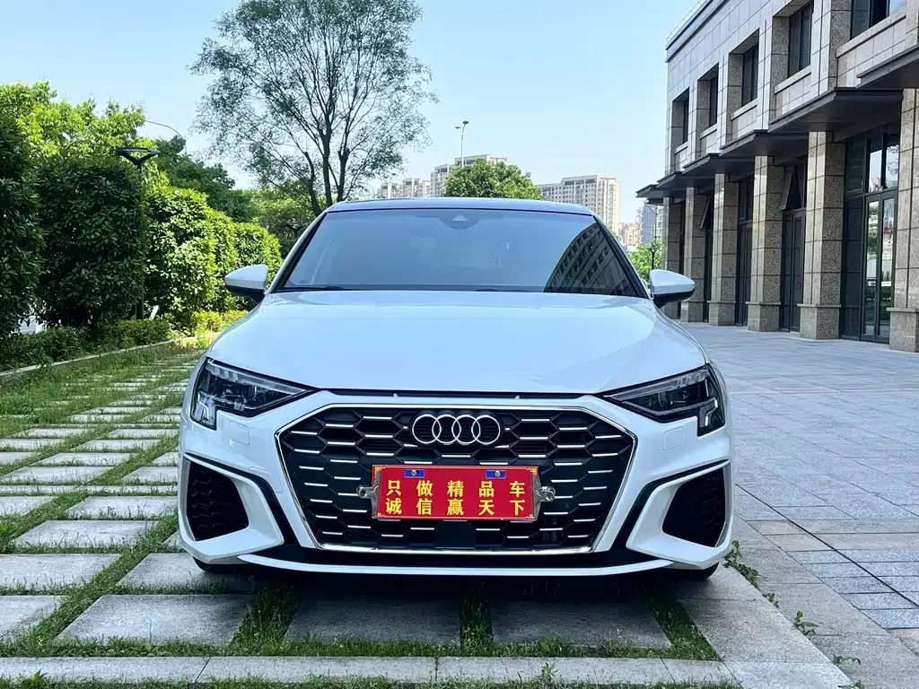 Audi A3 2023 из CN, фото 9