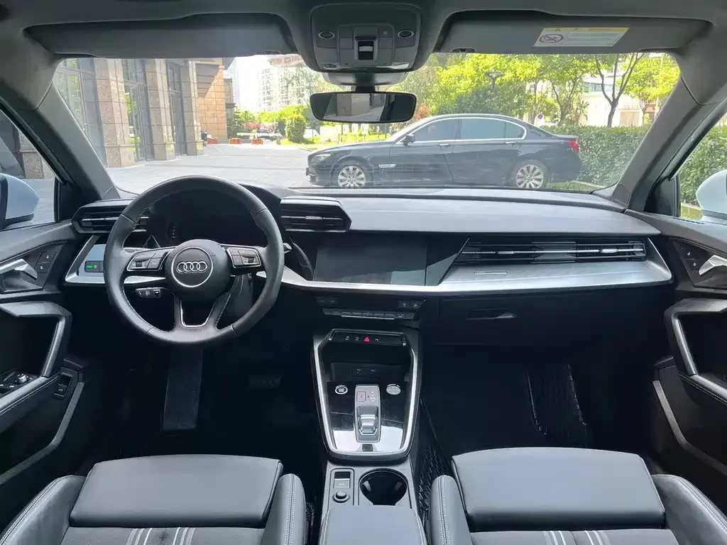 Audi A3 2023 из CN, фото 5