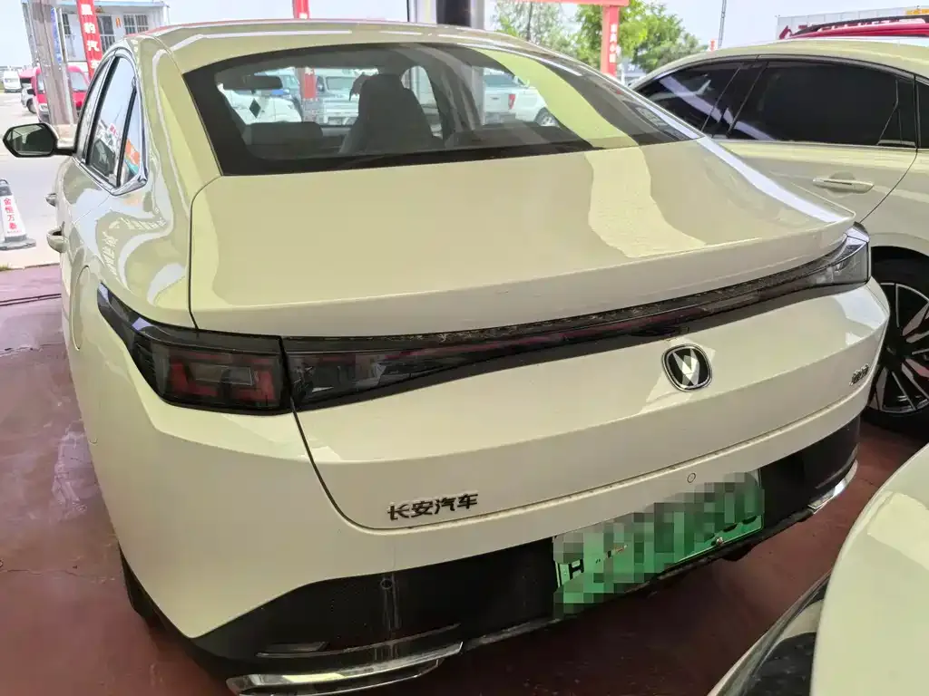 Changan Eado PHEV 2026 из CN, фото 8