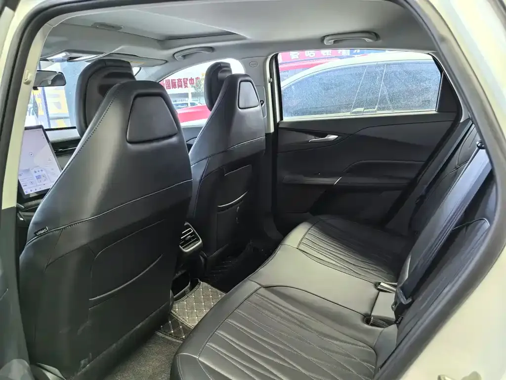 Changan Eado PHEV 2026 из CN, фото 5