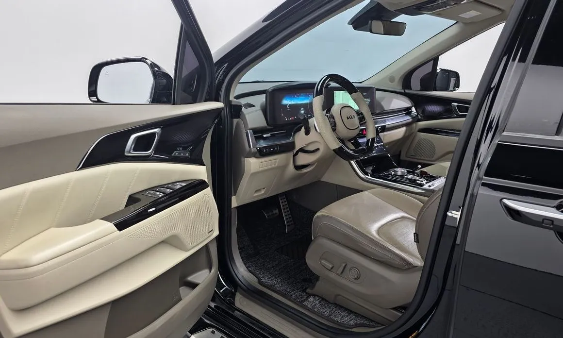Kia Carnival 2023 из KR, фото 9