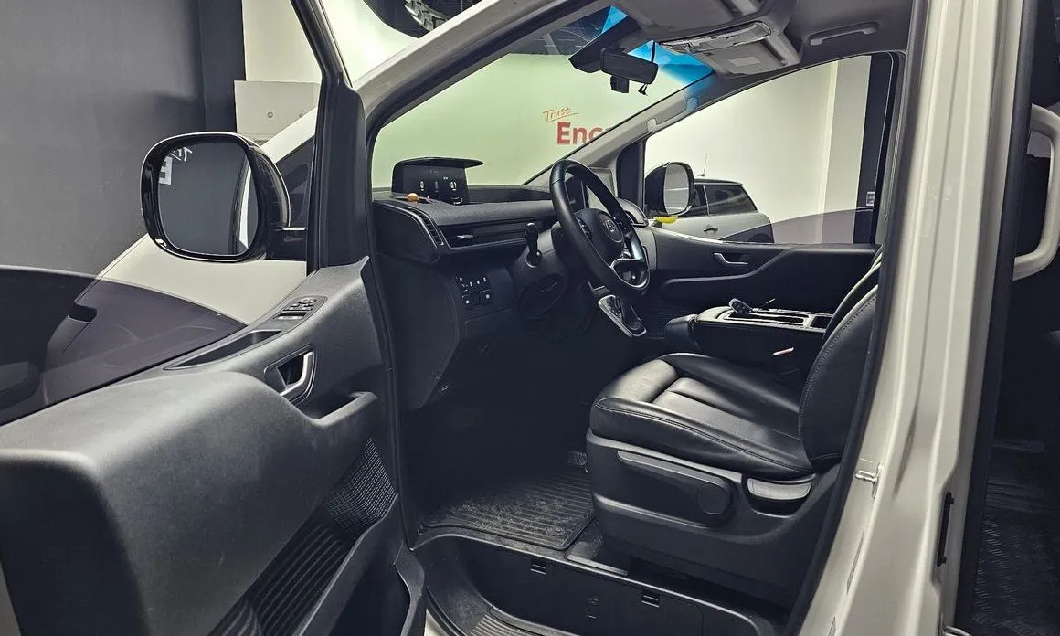 Hyundai Staria — фото 4