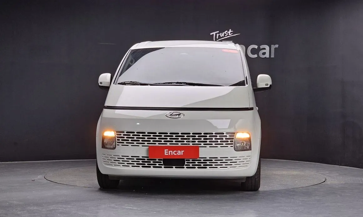 Hyundai Staria — фото 3