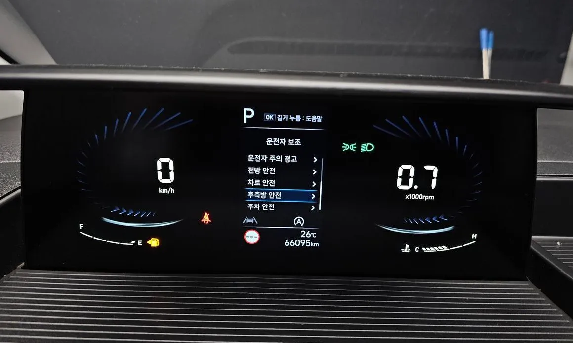 Hyundai Staria — фото 2