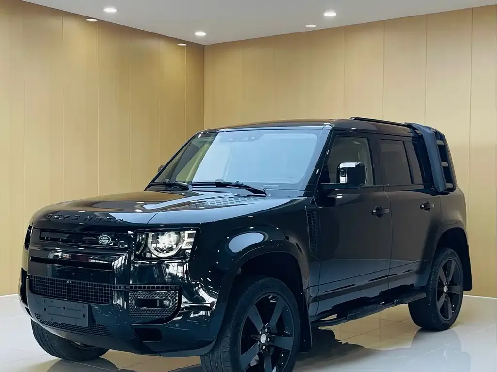 Land Rover Defender — фото 1