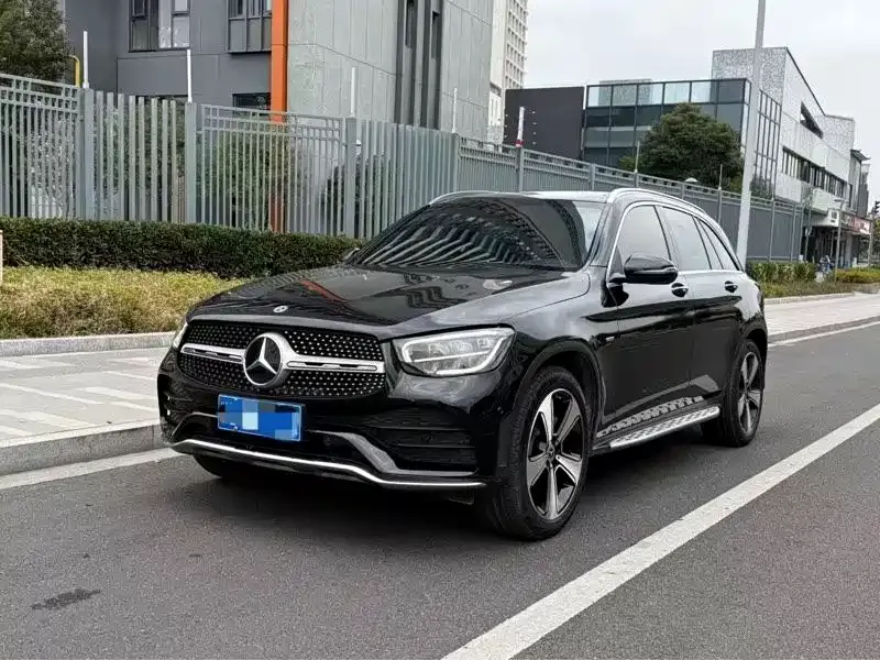 Mercedes-Benz GLC — фото 1