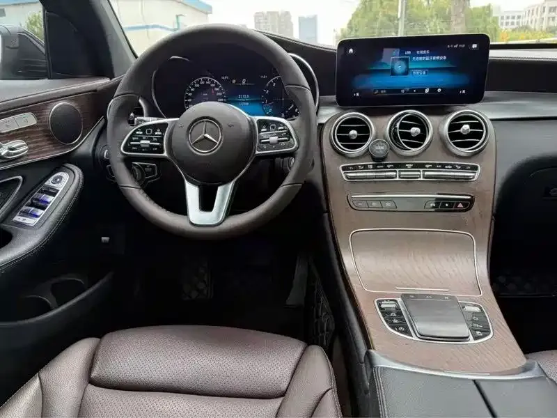 Mercedes-Benz GLC — фото 3