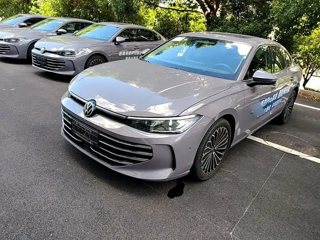 Volkswagen Passat — фото 6