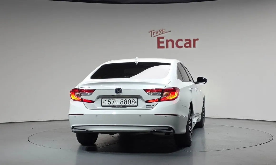 Honda Accord — фото 5
