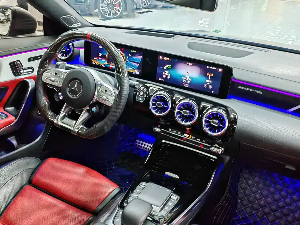 Mercedes-Benz CLA AMG — фото 3