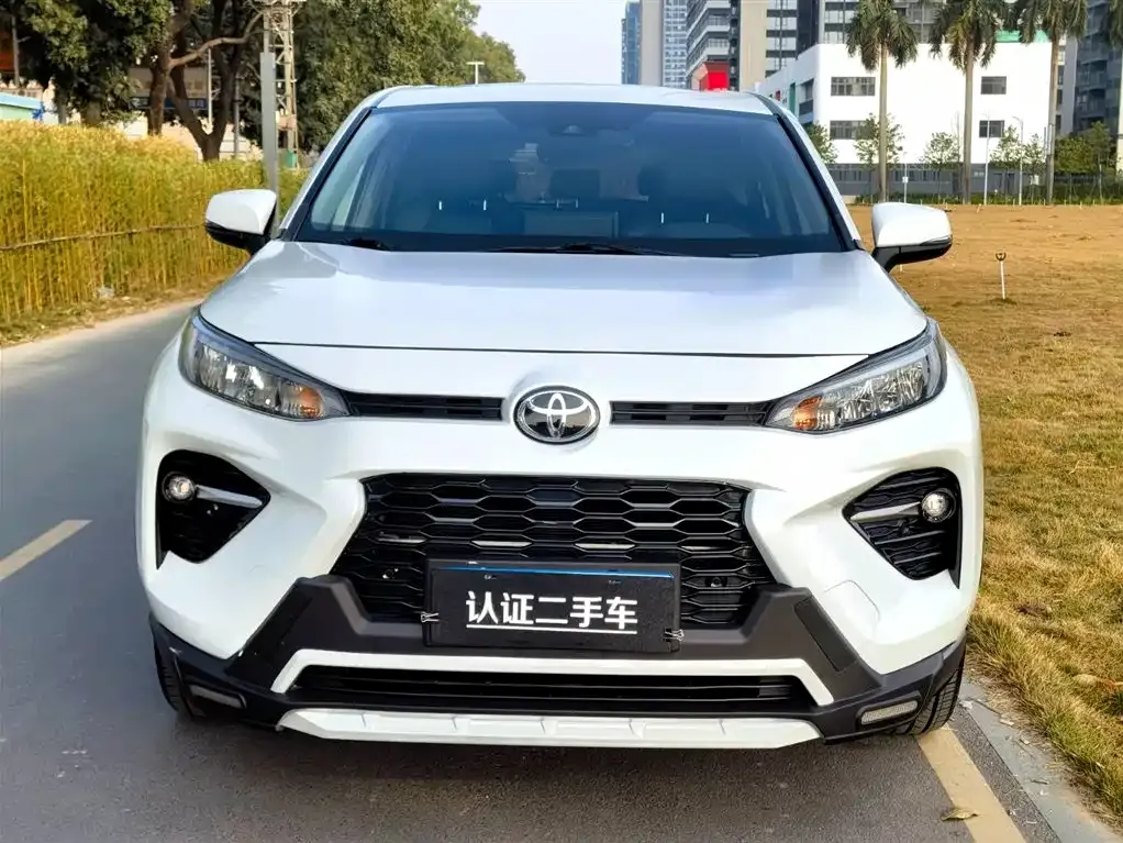 Toyota Wildlander — фото 7