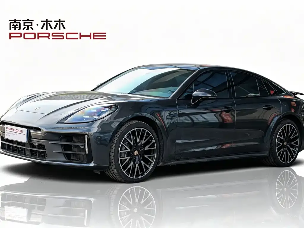 Porsche Panamera — фото 1