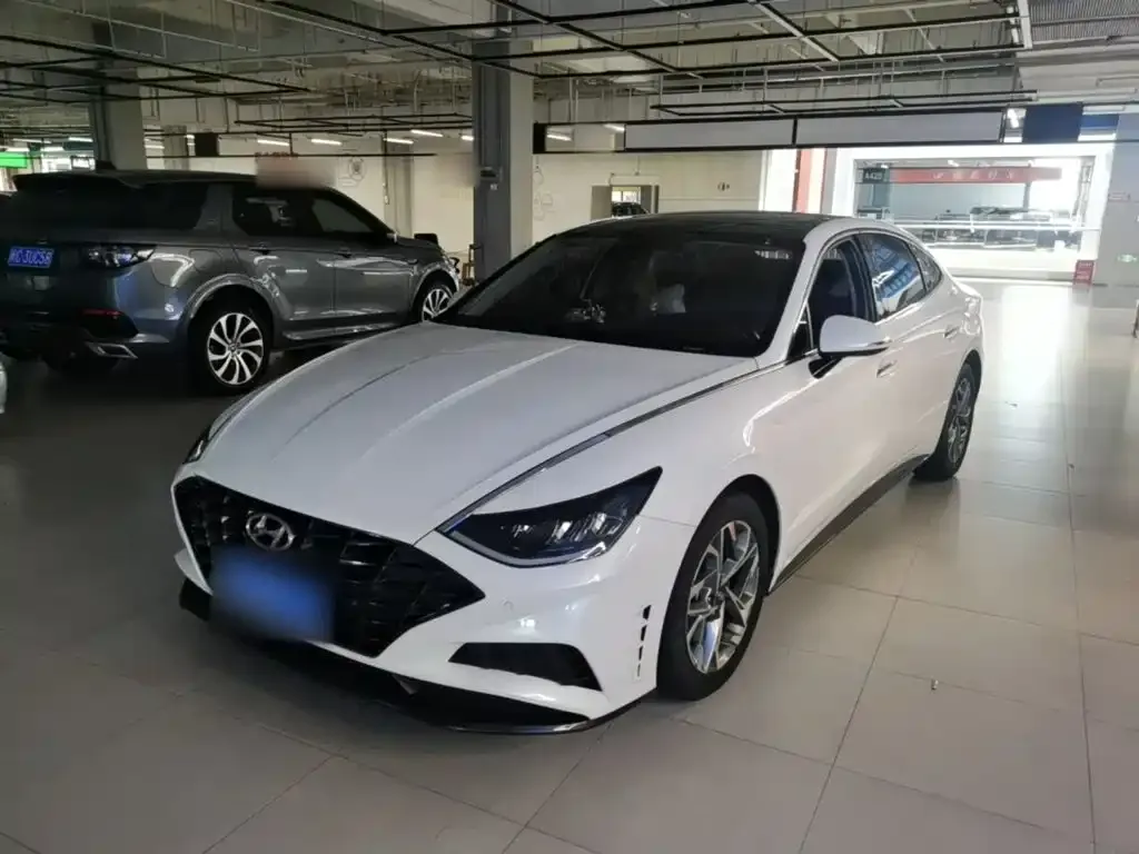 Hyundai Sonata 2022 из CN, фото 10