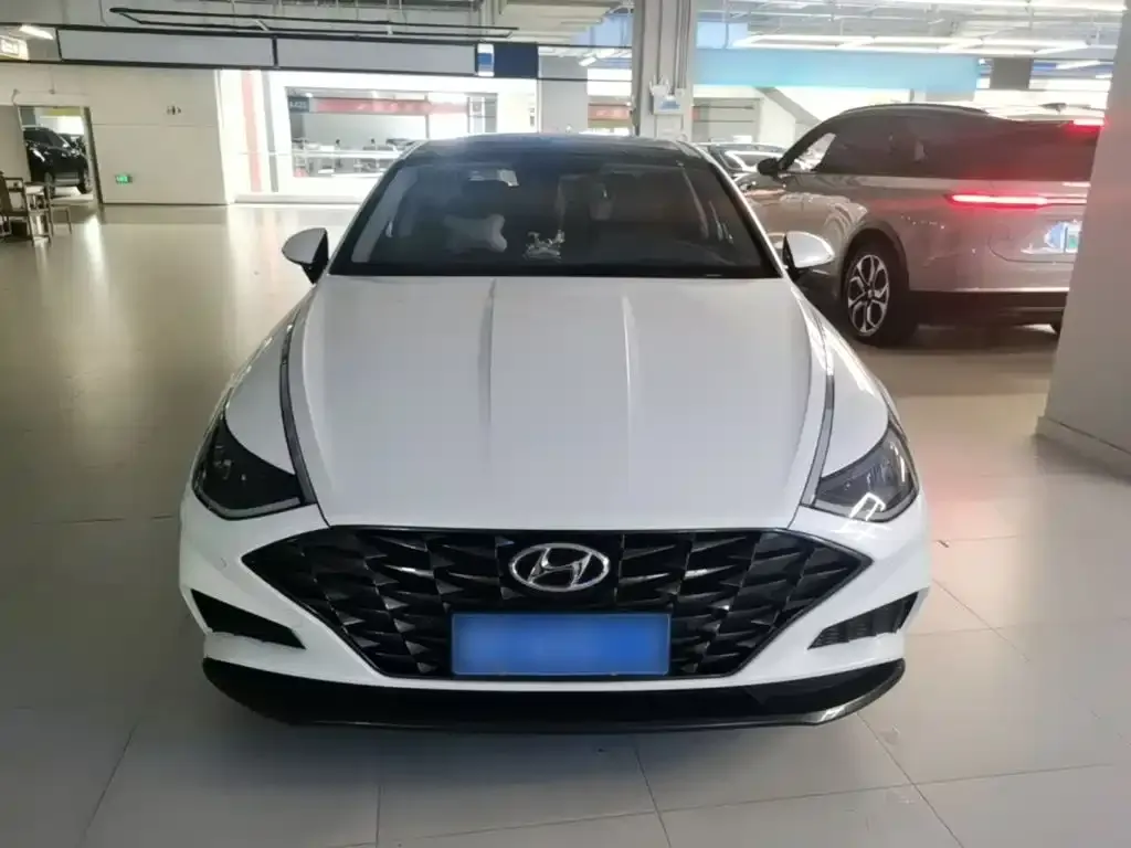 Hyundai Sonata 2022 из CN, фото 9