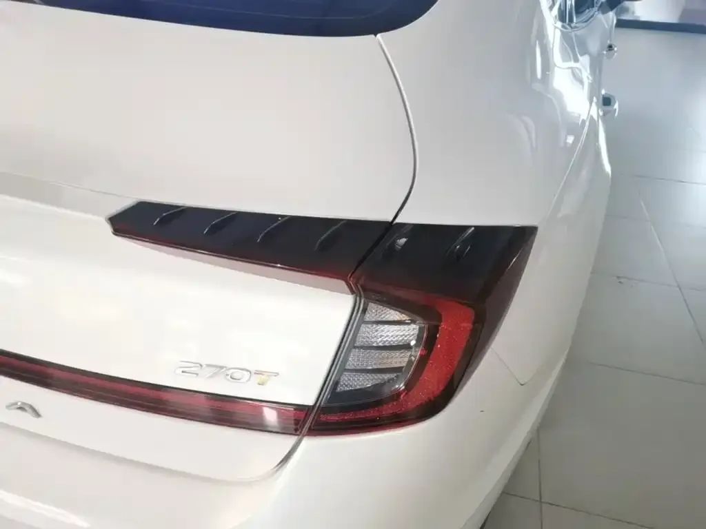 Hyundai Sonata 2022 из CN, фото 8