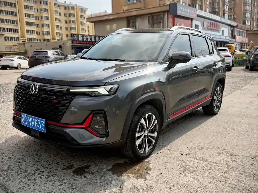 Changan CS35PLUS — фото 1