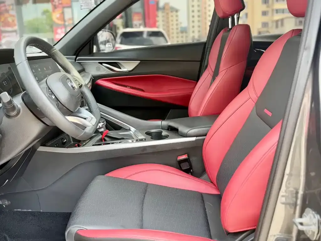 Changan CS35PLUS — фото 2