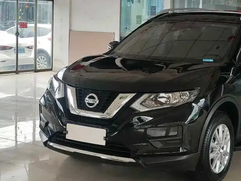 Nissan X-Trail — фото 9