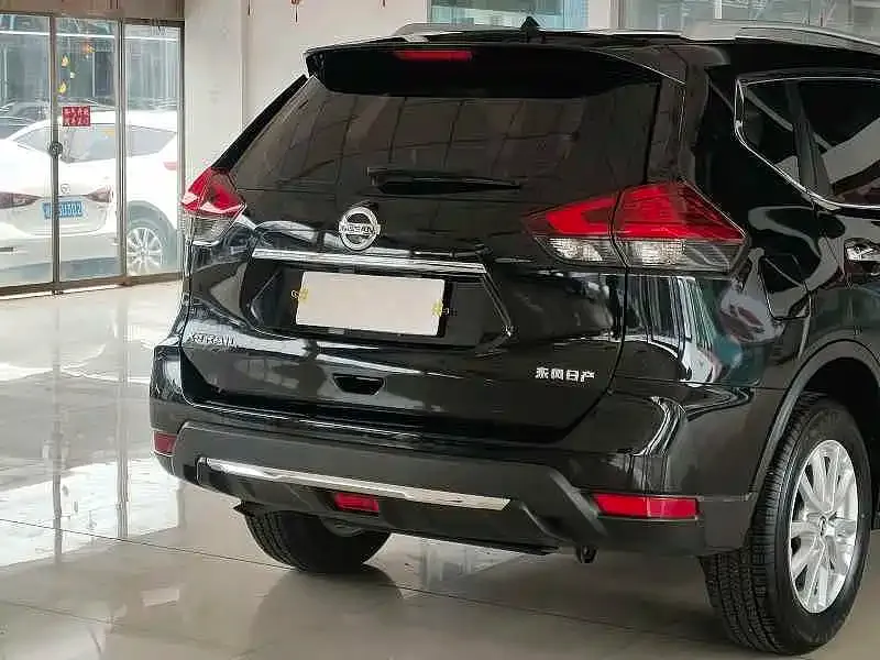 Nissan X-Trail — фото 3