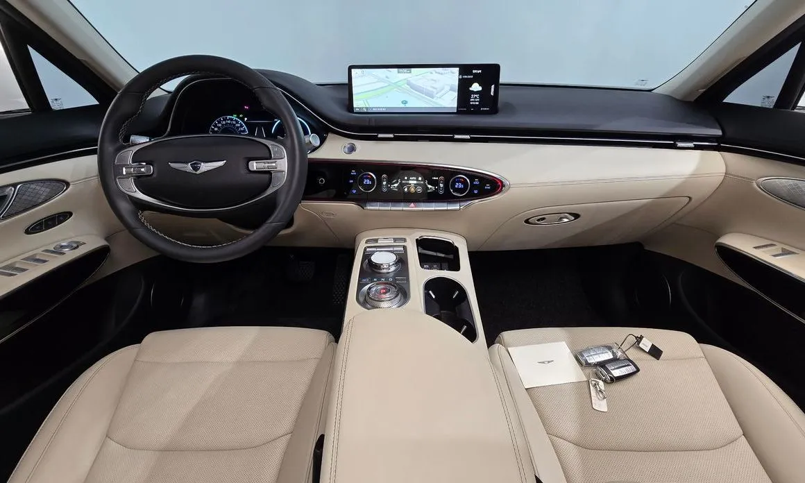Genesis GV70 — фото 10