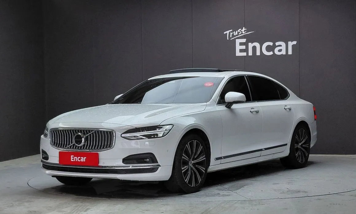 Volvo S90 — фото 1