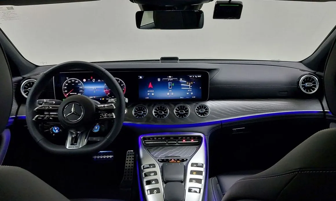 Mercedes-Benz AMG GT — фото 4