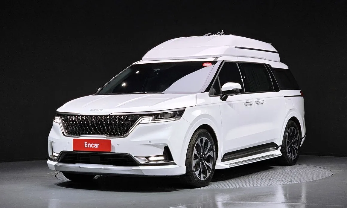Kia Carnival — фото 1