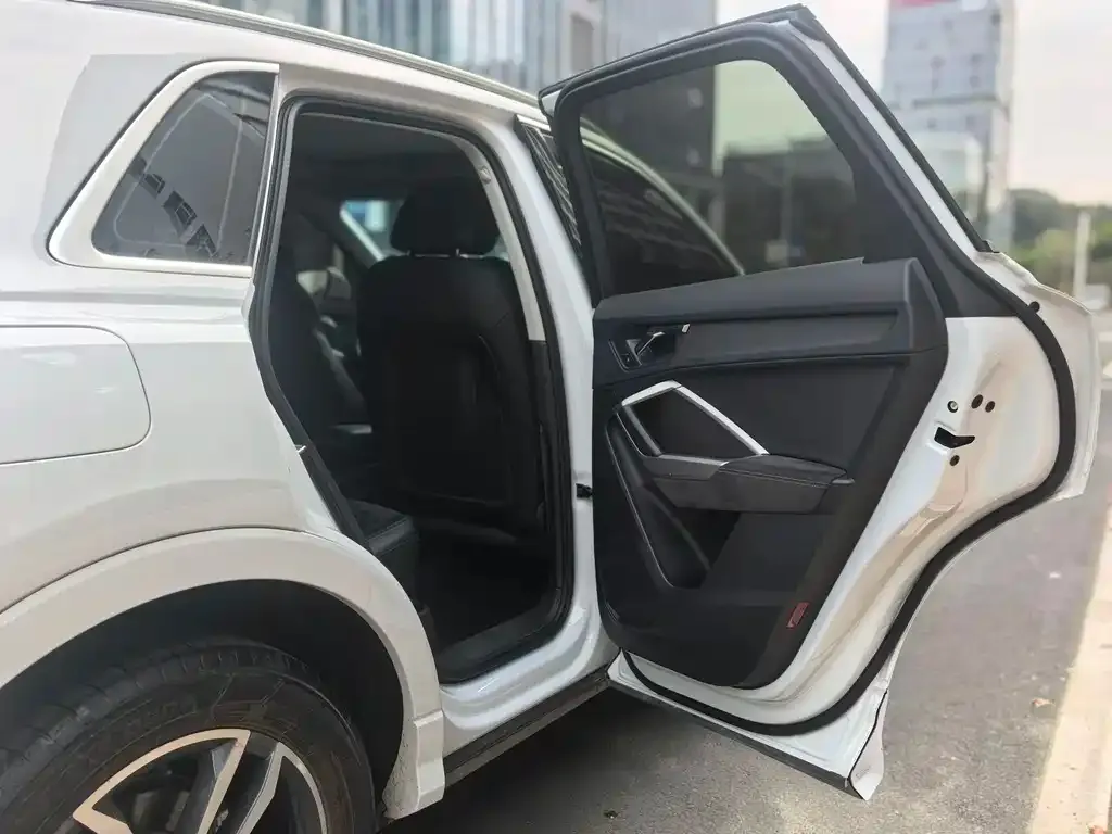 Audi Q3 2022 из CN, фото 4