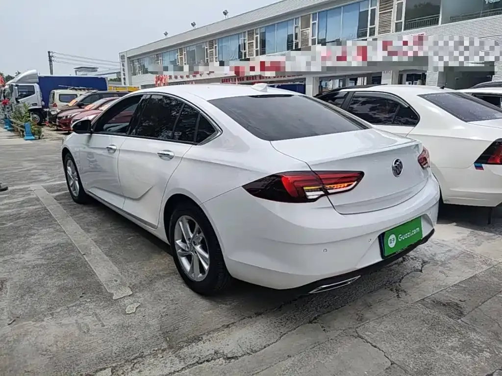 Buick Regal — фото 5