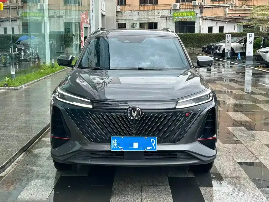 Changan CS75PLUS — фото 9
