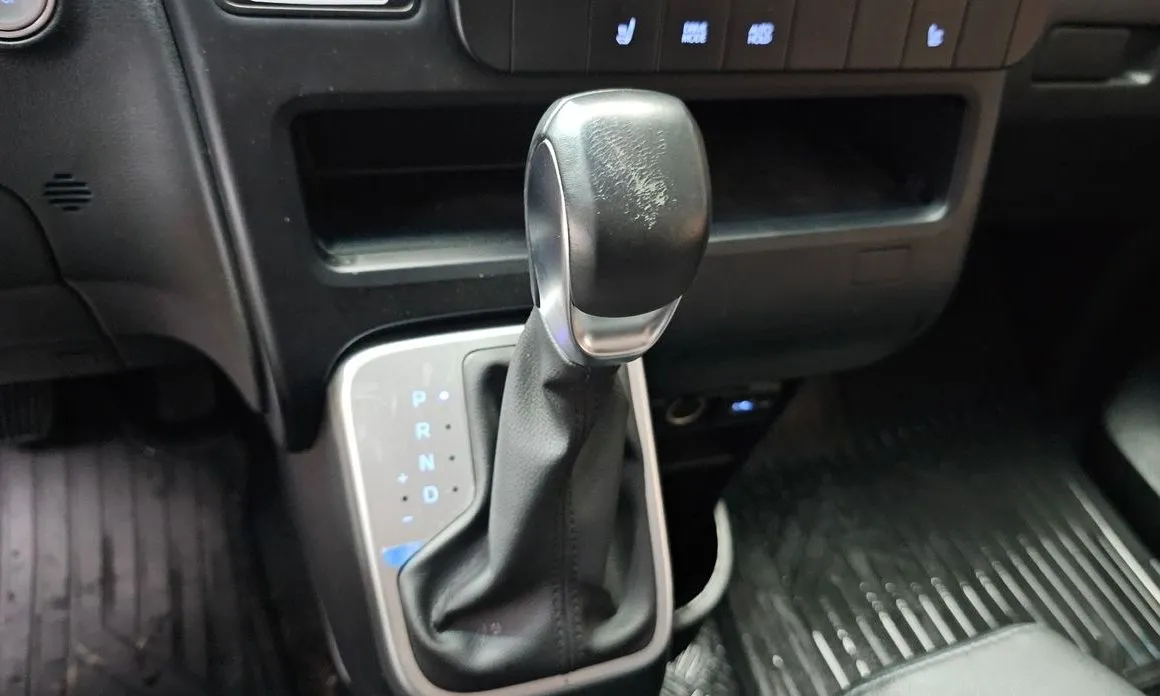 Hyundai Staria — фото 2