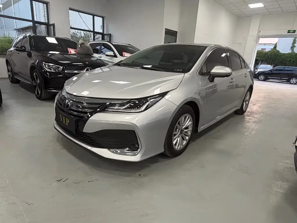 Toyota Allion — фото 1