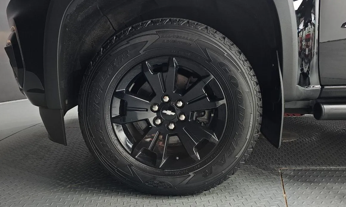 Chevrolet (GM Daewoo) Colorado 2021 из KR, фото 6