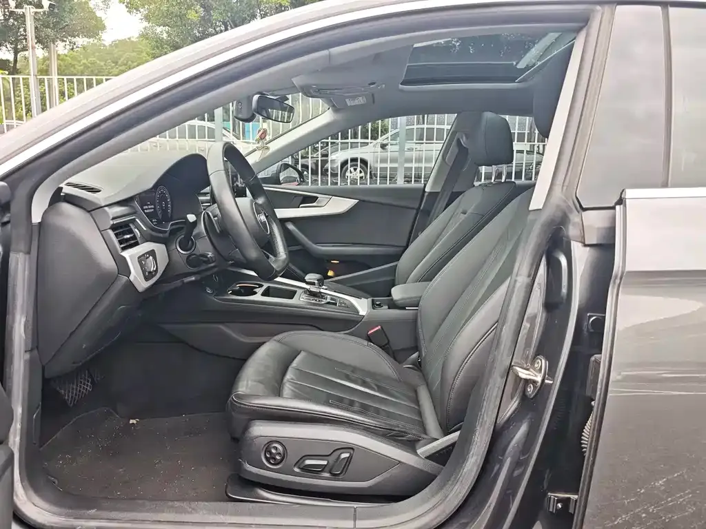 Audi A5 (Import) — фото 3