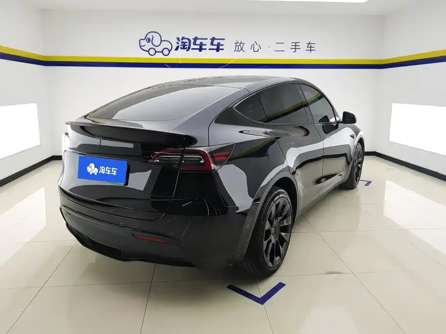 Tesla Model Y — фото 4