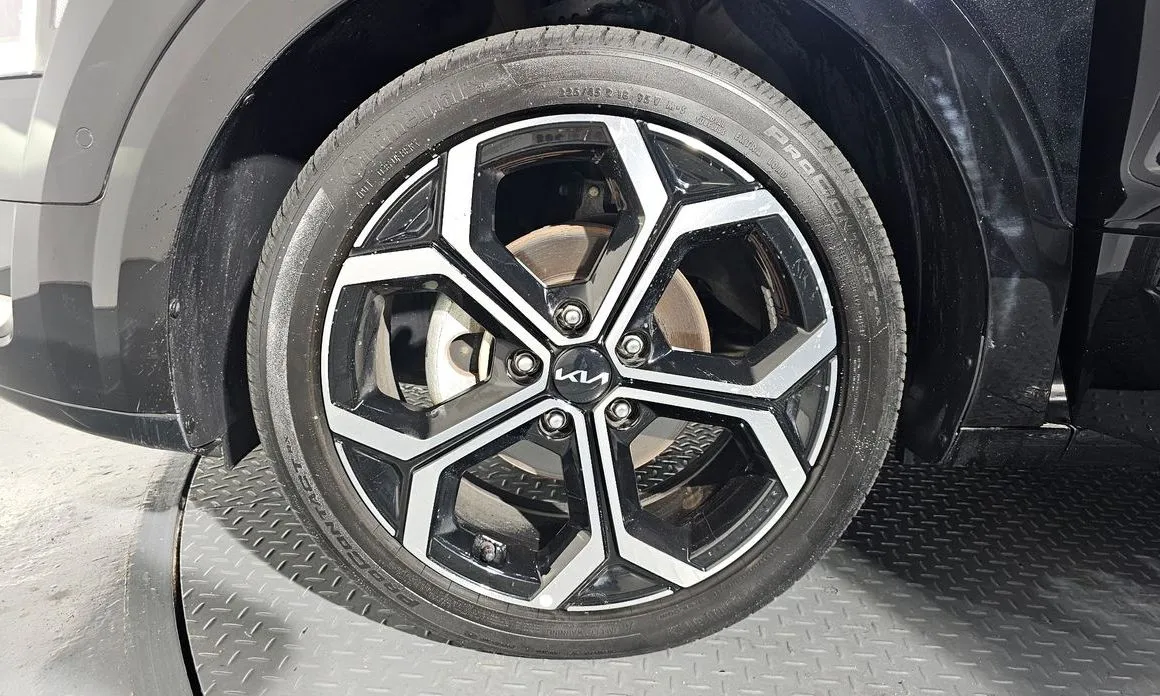 Kia Niro — фото 10