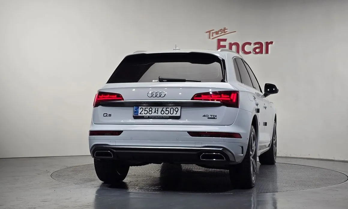 Audi Q5 2023 из KR, фото 2