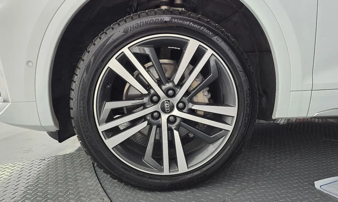 Audi Q5 2023 из KR, фото 9