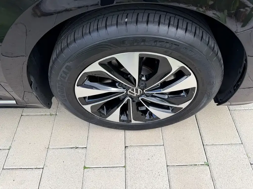 Volkswagen Passat — фото 3