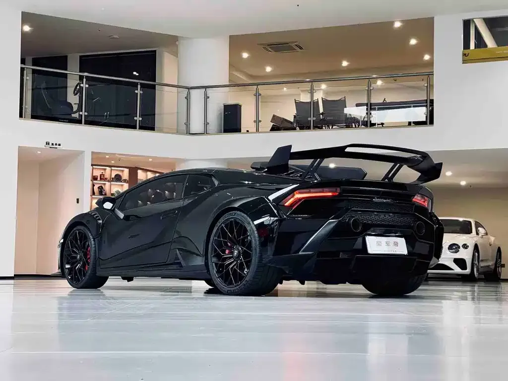 Lamborghini Huracan — фото 5