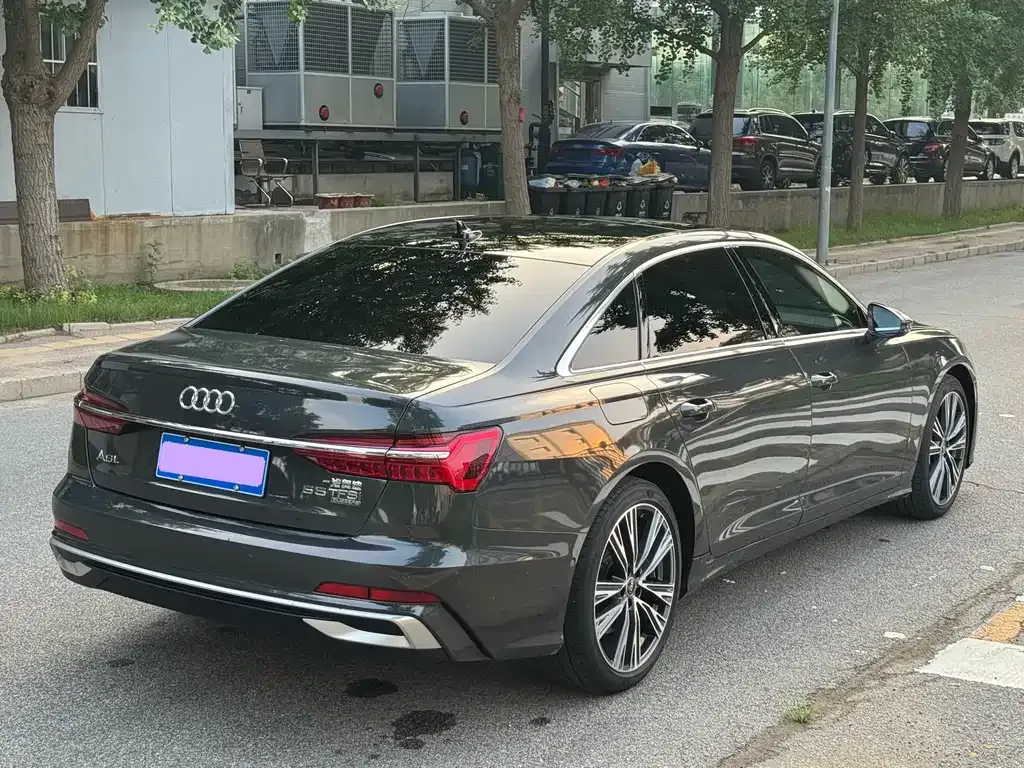 Audi A6L — фото 6