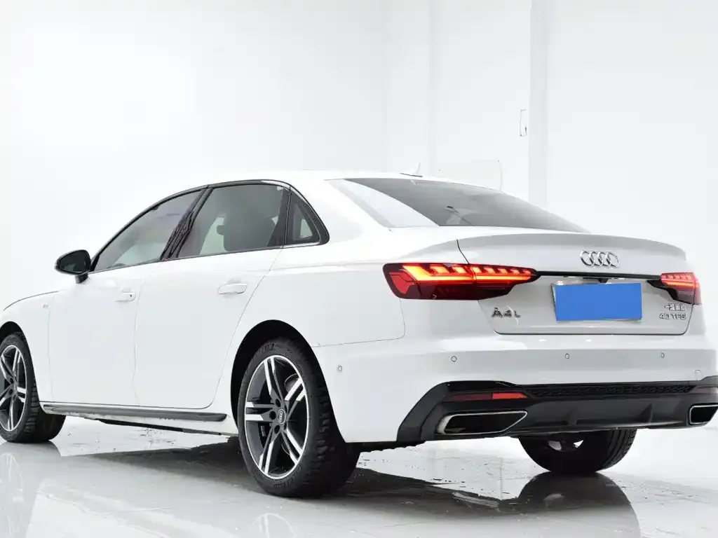 Audi A4L — фото 4