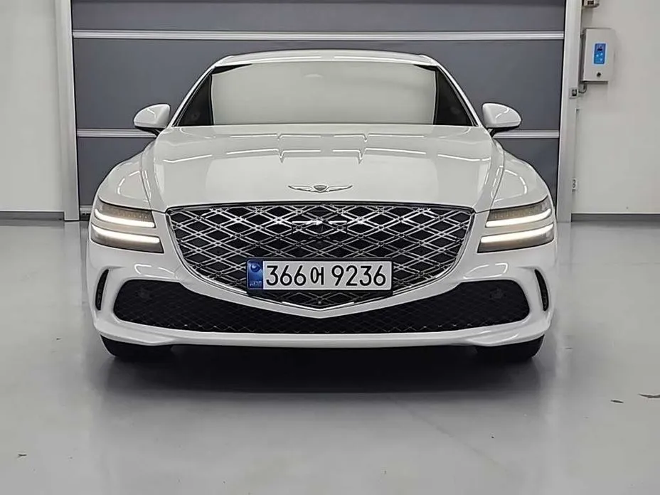 Genesis G80 — фото 1