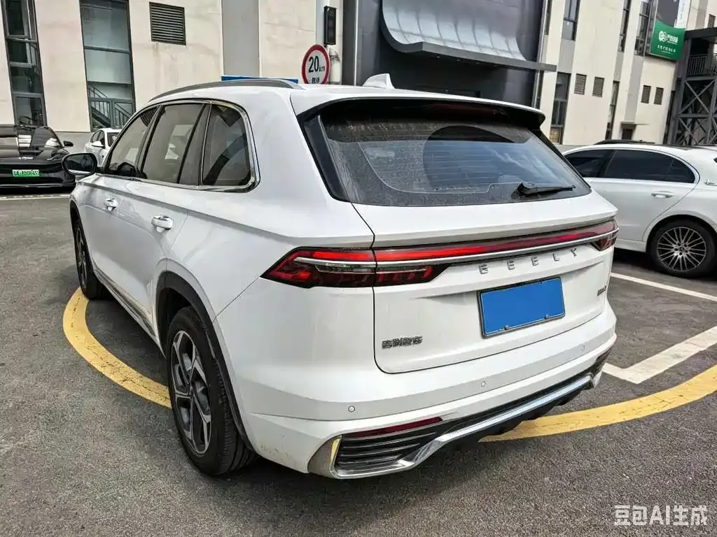 Geely Xingyue L — фото 4