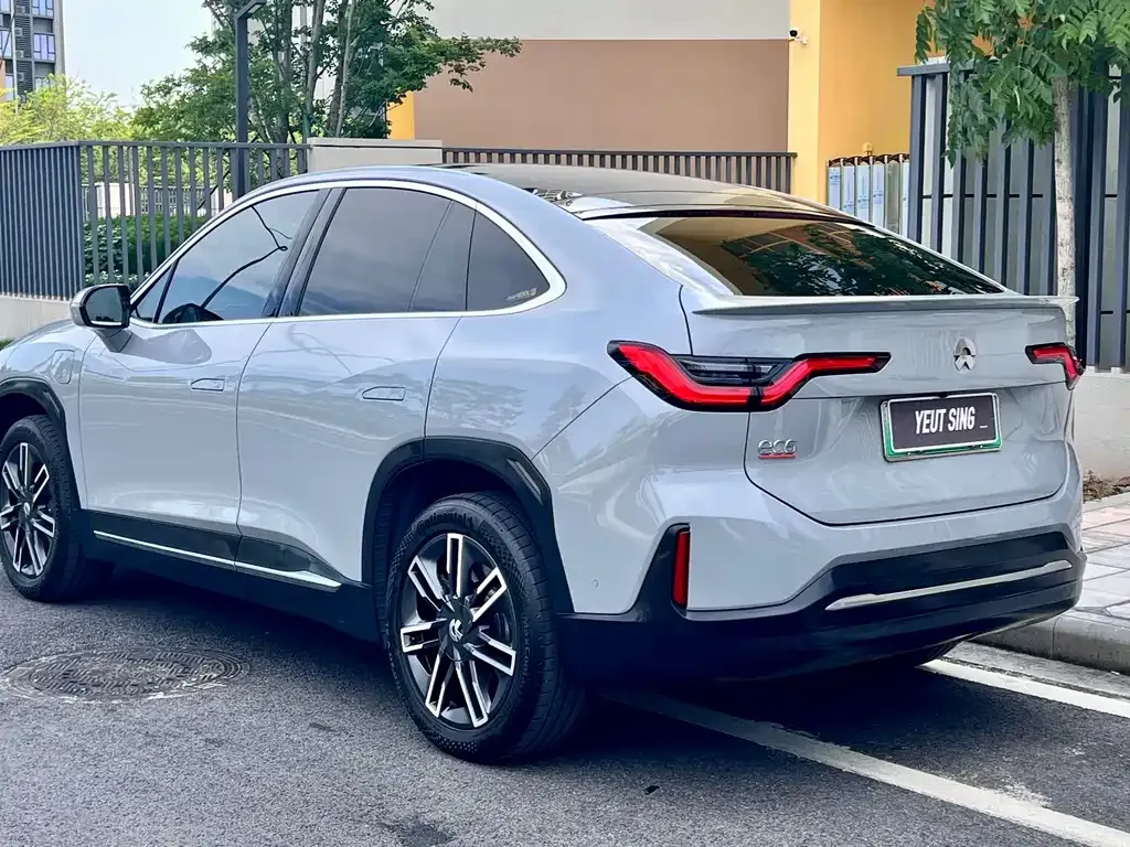 NIO EC6 — фото 8