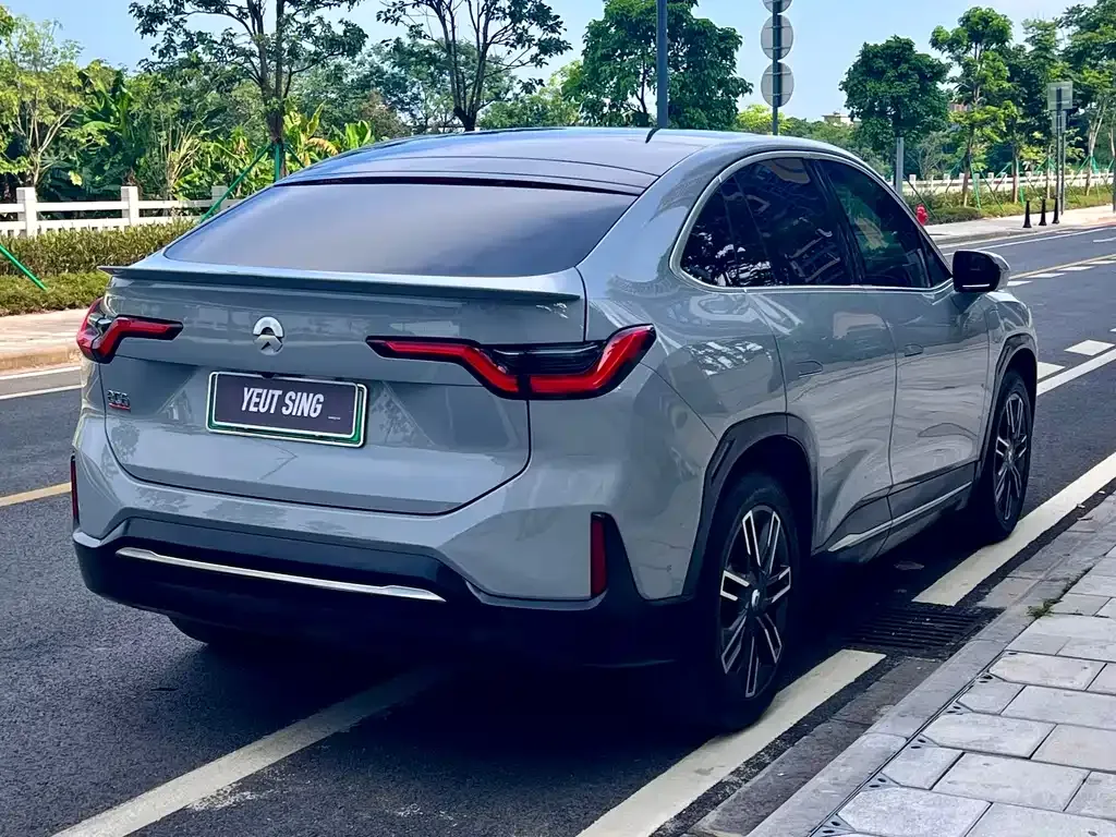 NIO EC6 — фото 9