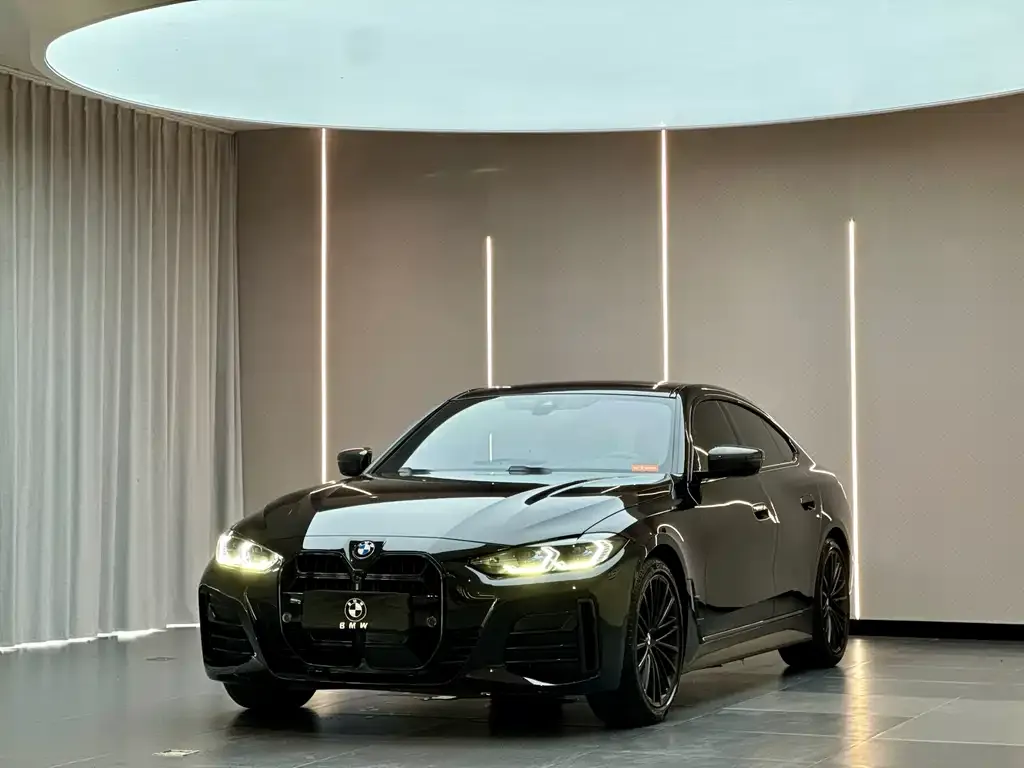 BMW 4 Series — фото 1